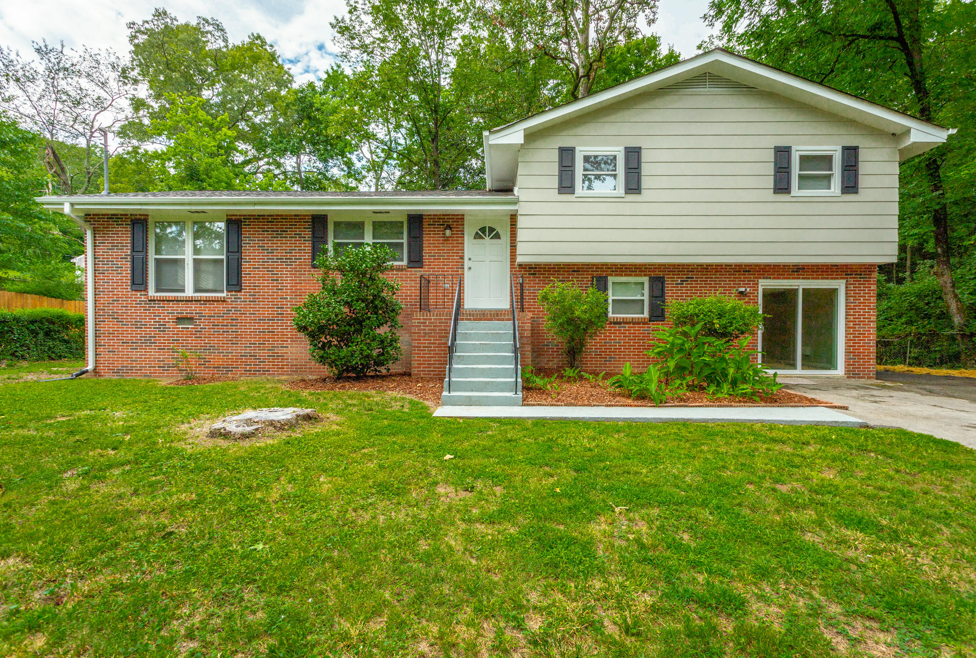 427 Intermont Drive Chattanooga, TN 37415 - Photo 1 of 48 427 Intermont Dr. HD-47