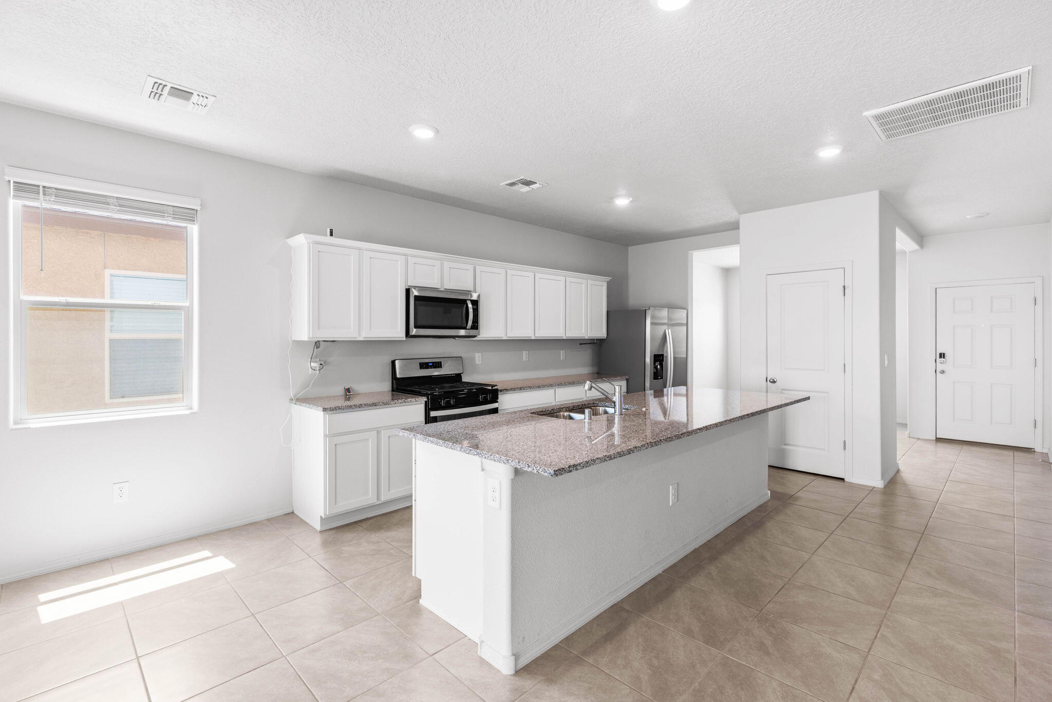 1549 Estrella Noche Loop Rio Rancho, NM 87144 - Photo 8 of 50 Gallery Image 8