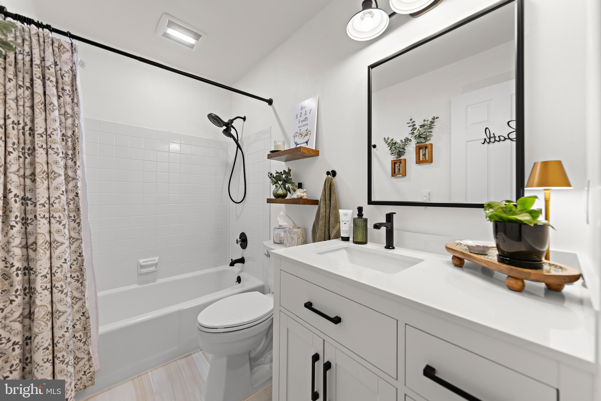 12 A Walnut Road Manahawkin, NJ 08050 - Photo 20 of 25 Guest Bath