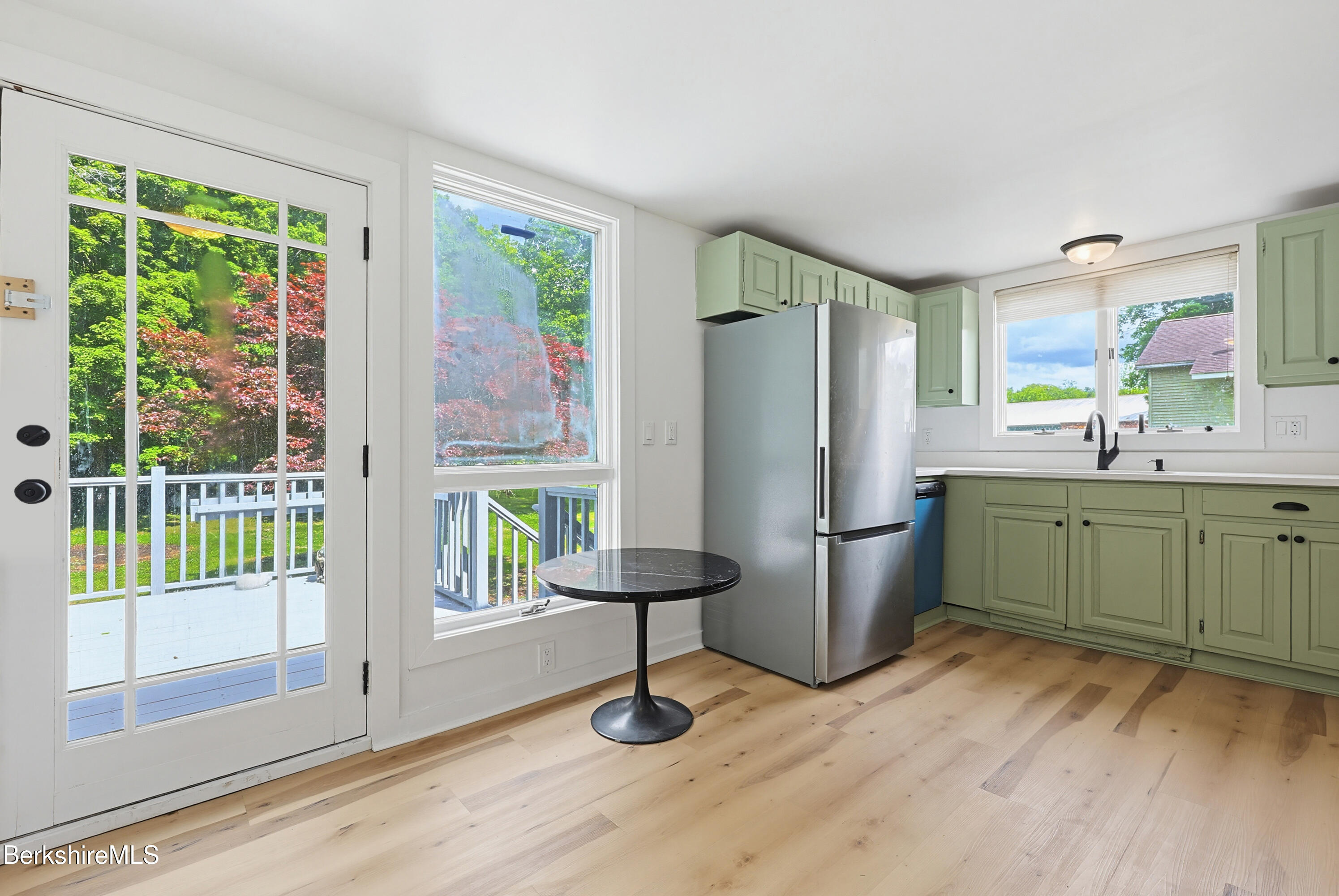 386 North Plain Road Great Barrington, MA 01236 - Photo 17 of 38 kitchen