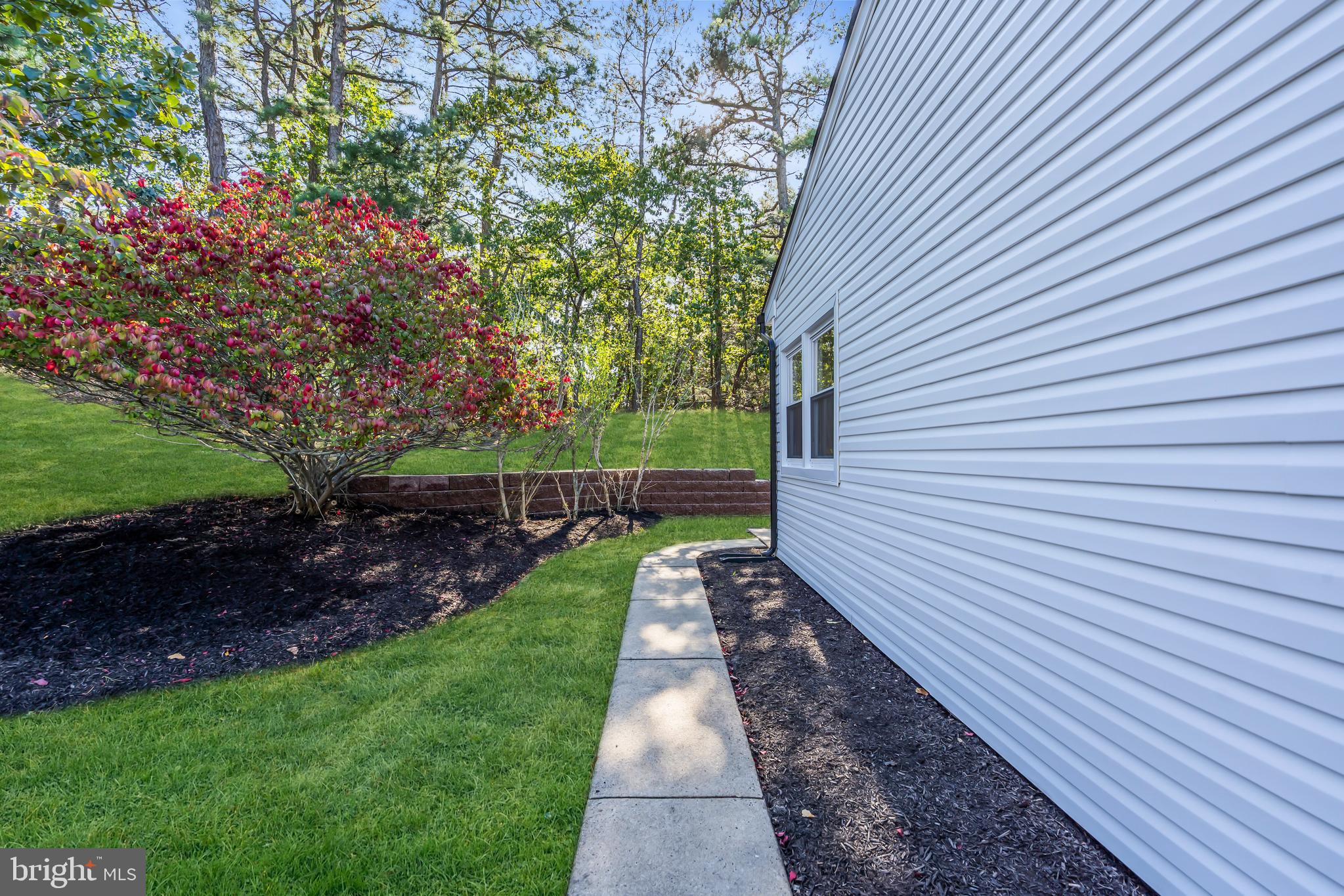 24 Churchill Road Manchester Township, NJ 08759 - Photo 4 of 33 Gallery Image 4