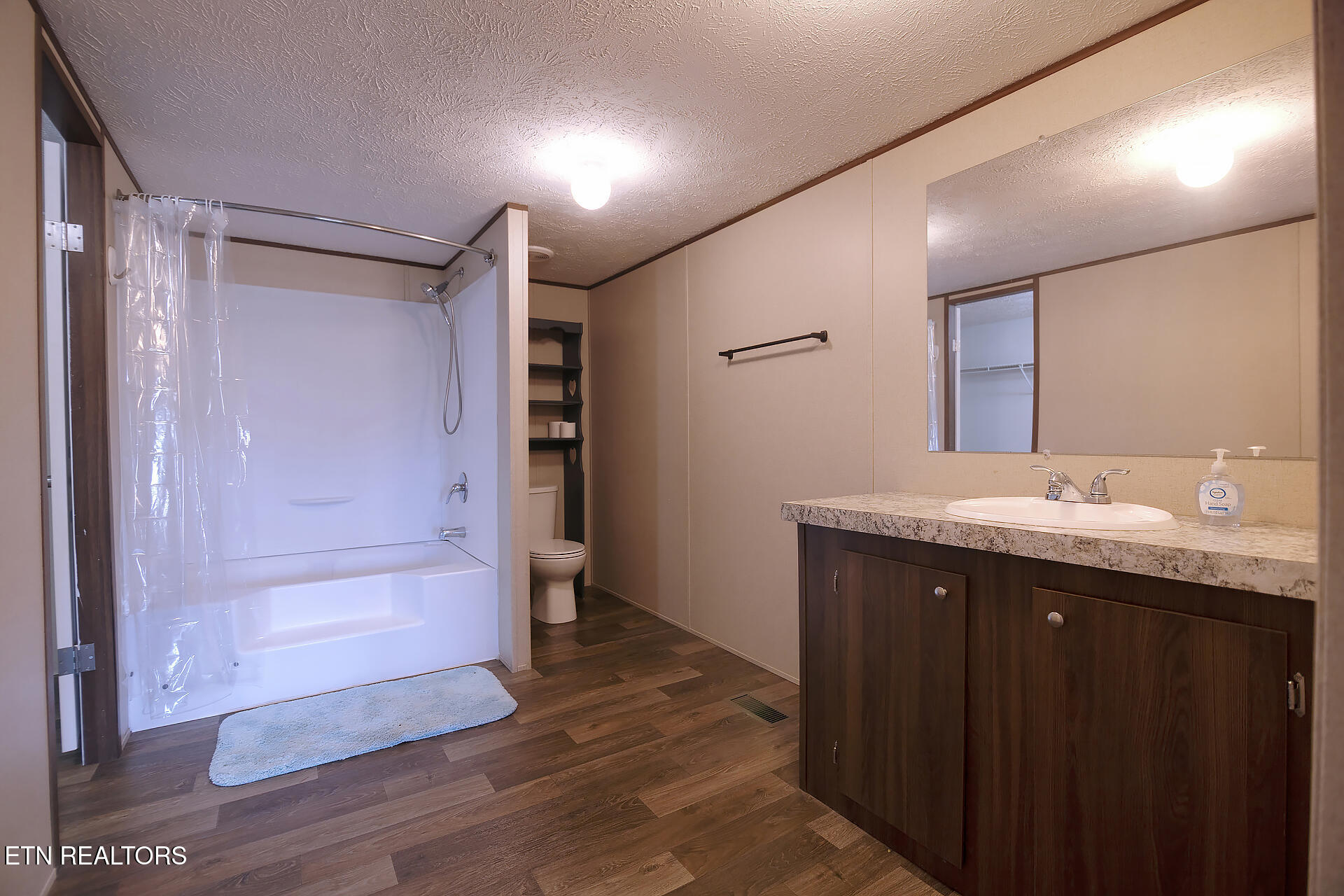 481 Tram Trail Dunlap, TN 37327 - Photo 14 of 38 bathroom_01_web