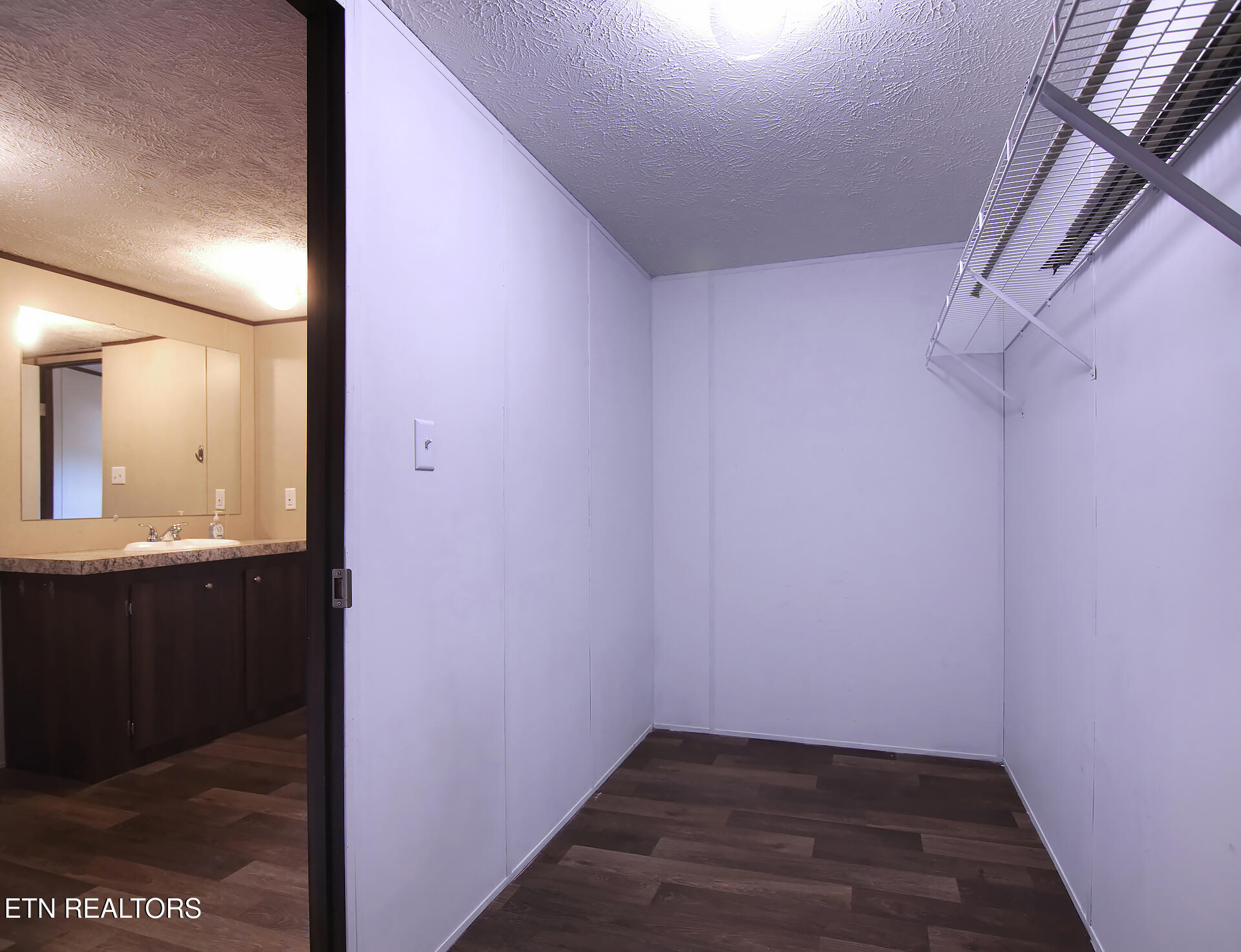 481 Tram Trail Dunlap, TN 37327 - Photo 24 of 38 walkin-closet_01_web