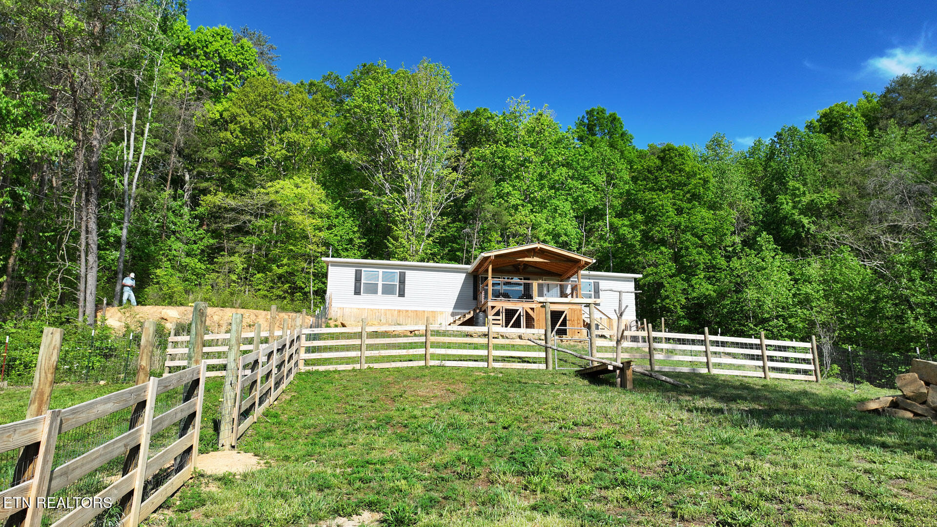 481 Tram Trail Dunlap, TN 37327 - Photo 36 of 38 DJI_20260417215124_0015_D_LADD