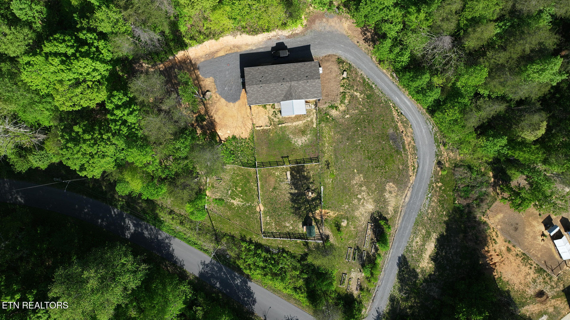 481 Tram Trail Dunlap, TN 37327 - Photo 7 of 38 DJI_20260417215238_0018_D_LADD