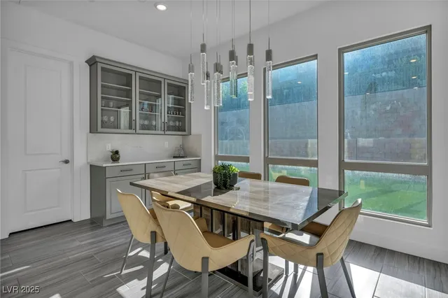 $1,599,000 | 195 Cactus Sunrise Street, Las Vegas, NV 89138