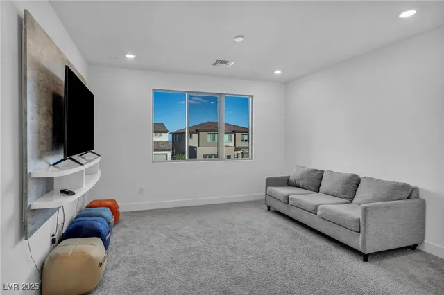 $1,599,000 | 195 Cactus Sunrise Street, Las Vegas, NV 89138