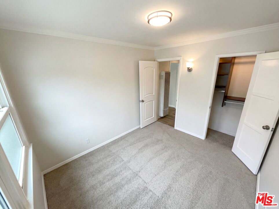 3237 Daisy Avenue Long Beach, CA 90806 - Photo 24 of 28 an empty room with a window