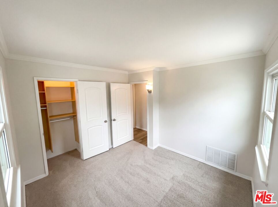 3237 Daisy Avenue Long Beach, CA 90806 - Photo 25 of 28 a view of empty room with window
