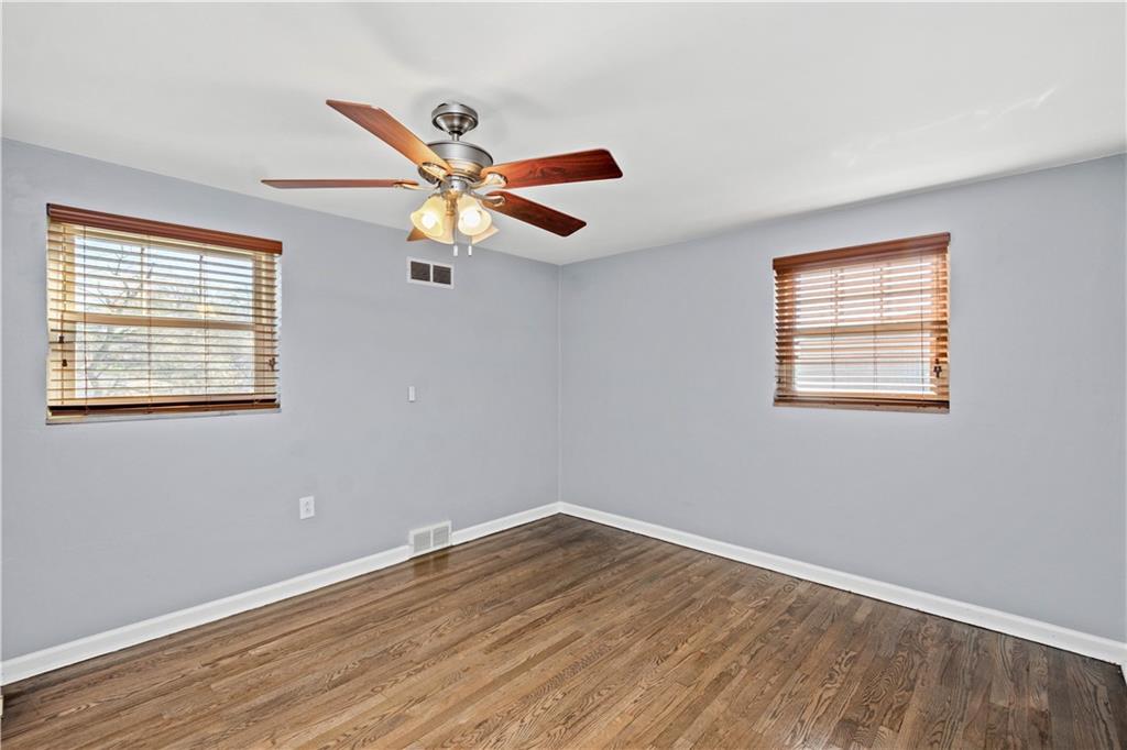 5361 Brownsville Road Baldwin, PA 15236 - Photo 8 of 18 Gallery Image 8