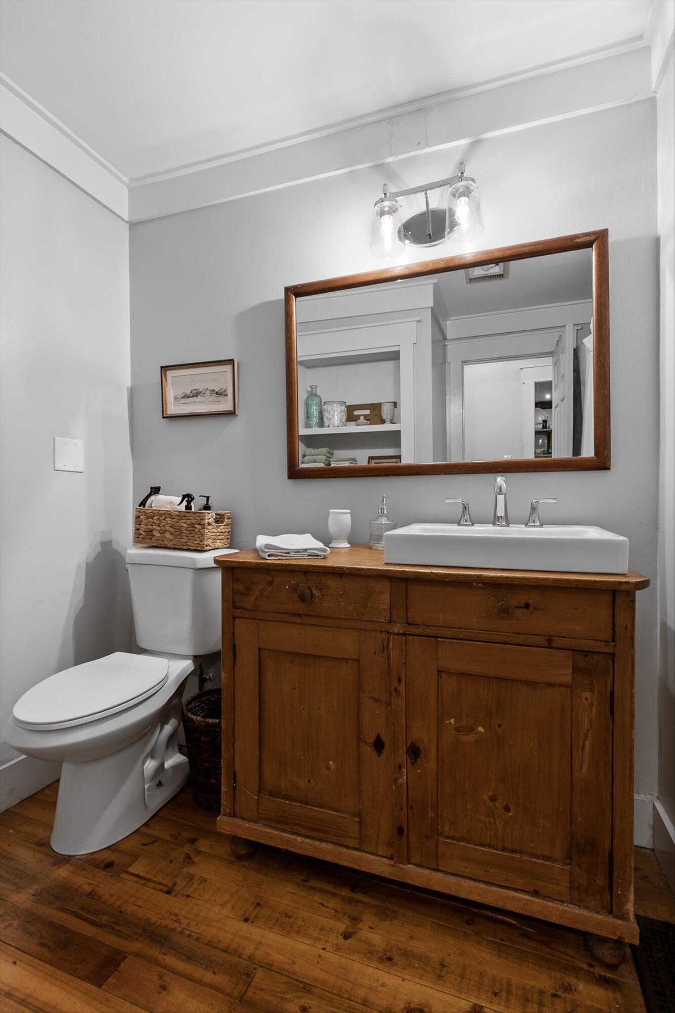 7820 Highway 193 Flintstone, GA 30725 - Photo 23 of 38 Guest Bathroom