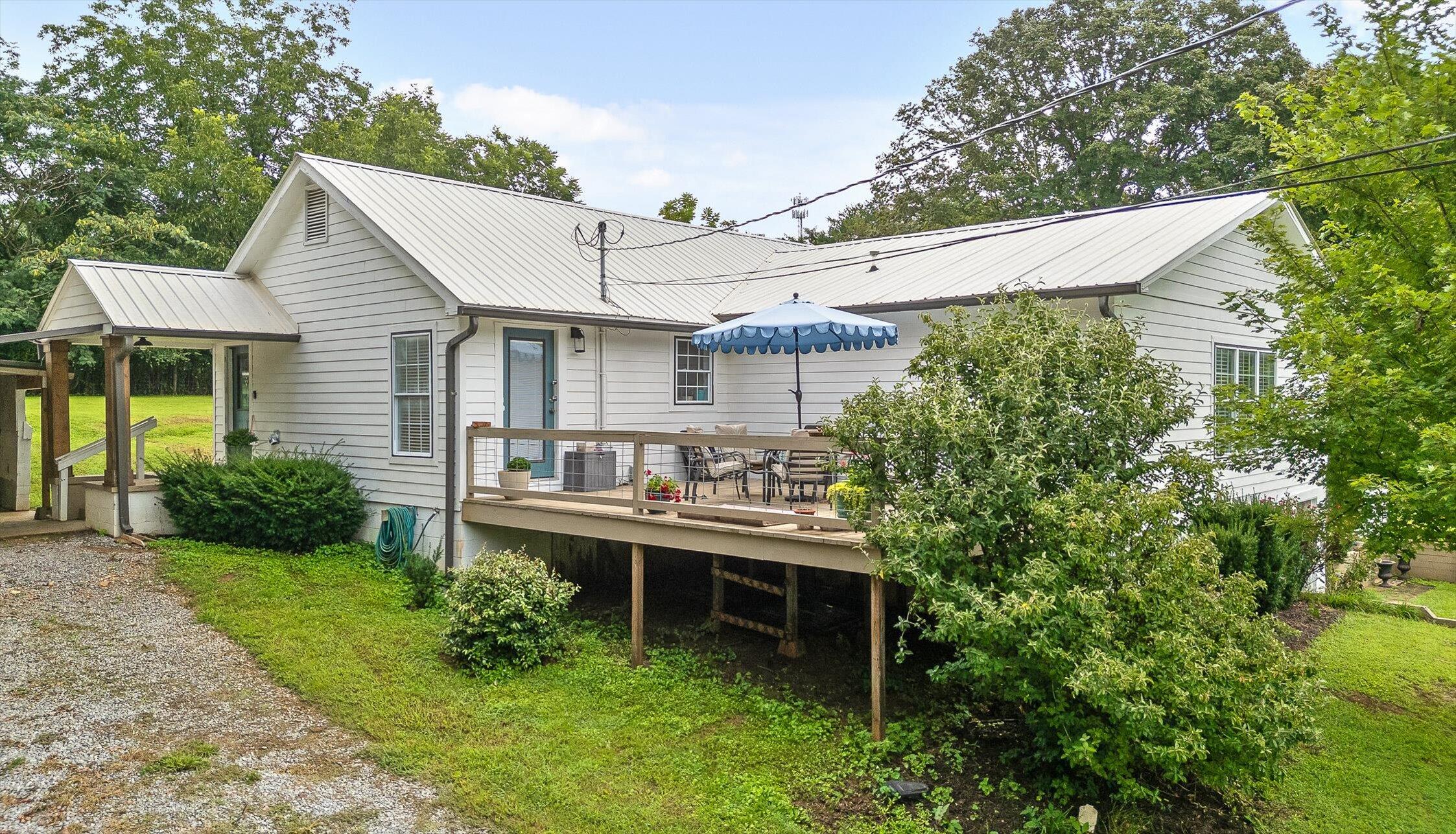 7820 Highway 193 Flintstone, GA 30725 - Photo 28 of 38 View of rear of house