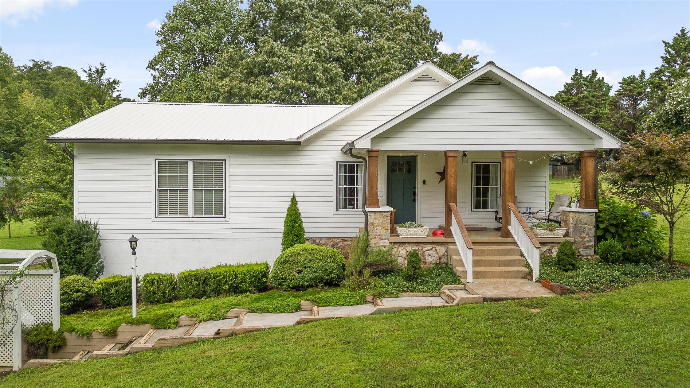 7820 Highway 193 Flintstone, GA 30725 - Photo 6 of 38 Charming Exterior