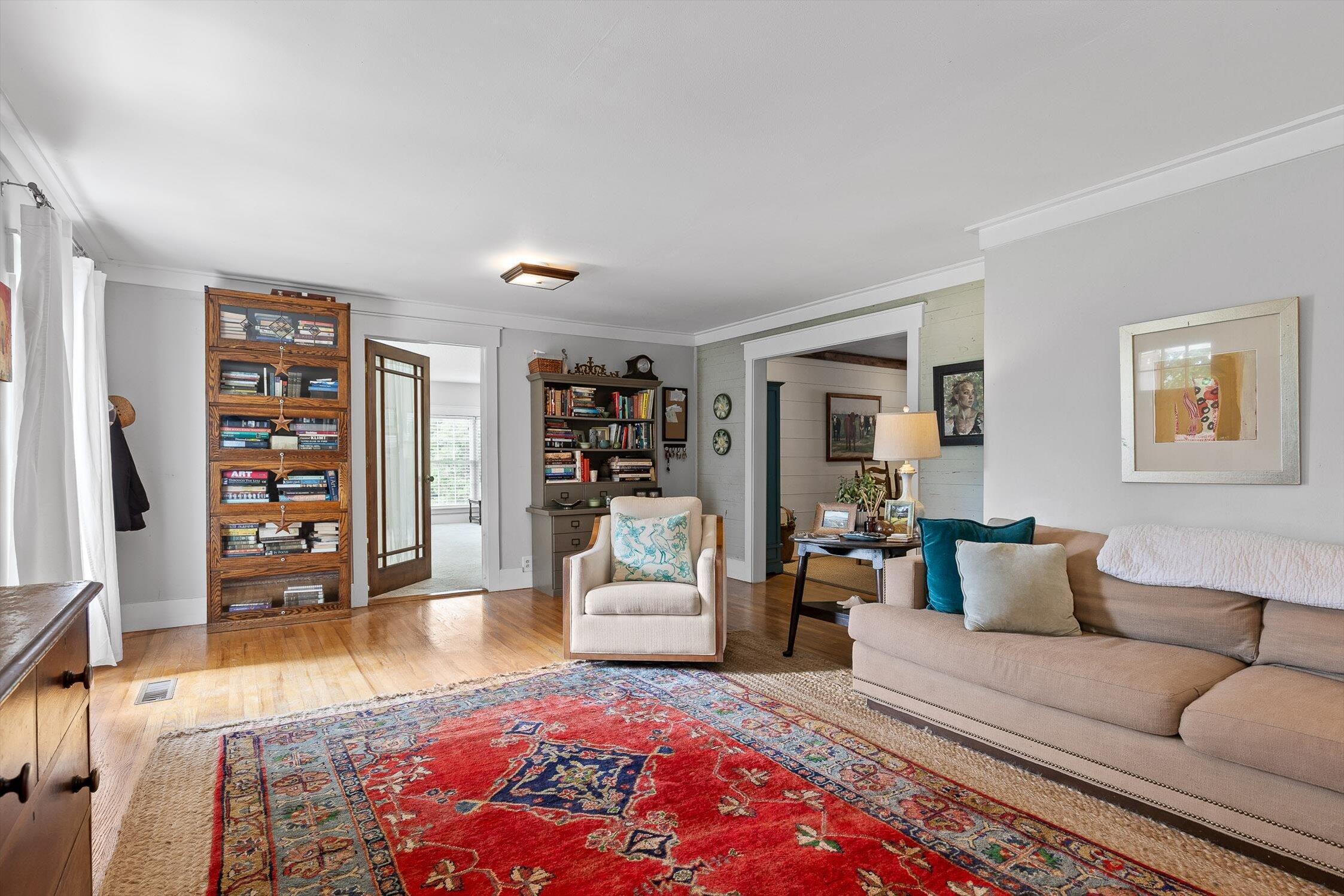 7820 Highway 193 Flintstone, GA 30725 - Photo 10 of 38 Living Room