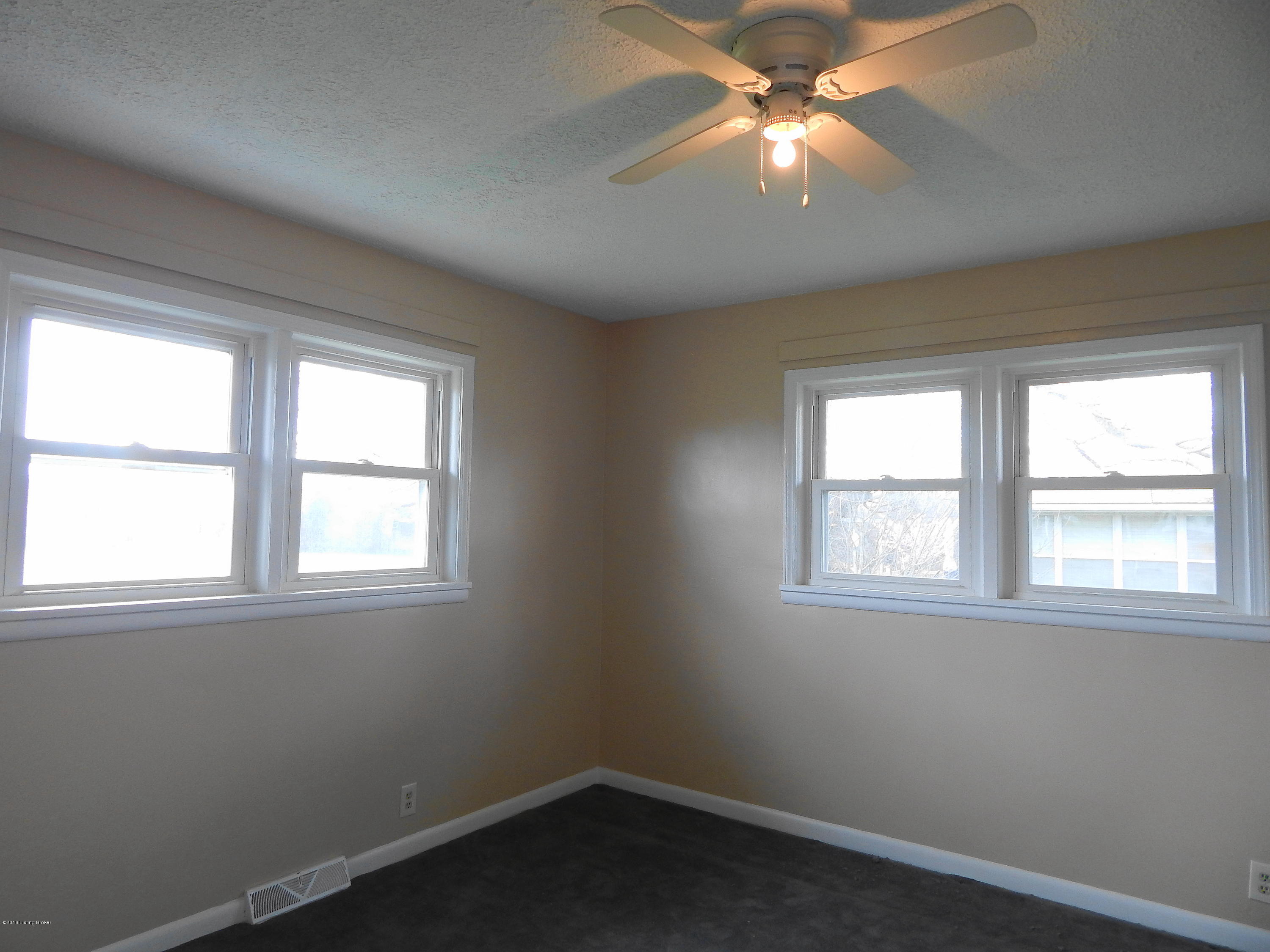 334 Rogersville Road Radcliff, KY 40160 - Photo 19 of 61 Rogersville Road First Day (17)