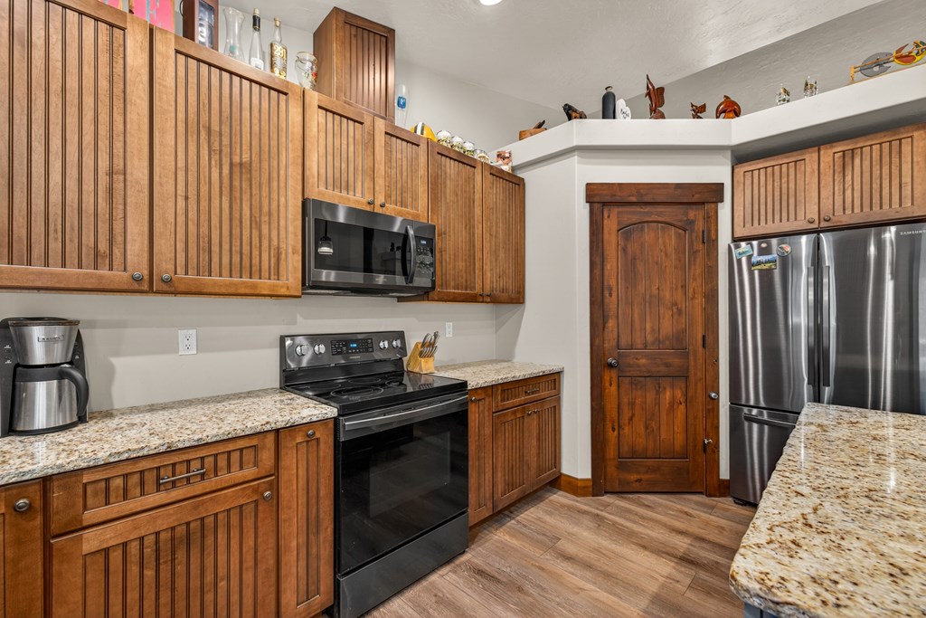 13388 Norwood Road McCall, ID 83638 - Photo 17 of 60 Pantry in Kitchen