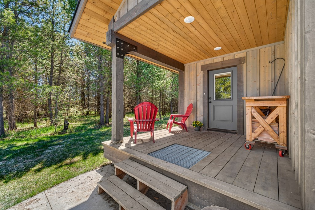 13388 Norwood Road McCall, ID 83638 - Photo 19 of 60 Back porch entry