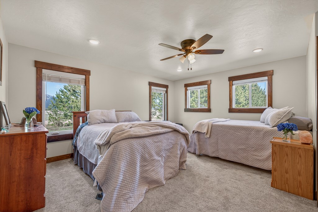 13388 Norwood Road McCall, ID 83638 - Photo 23 of 60 Primary bedroom