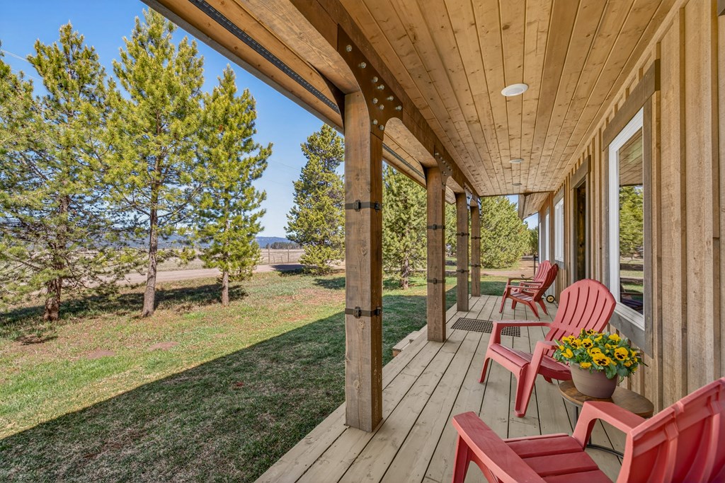 13388 Norwood Road McCall, ID 83638 - Photo 3 of 60 Front Porch West Facing