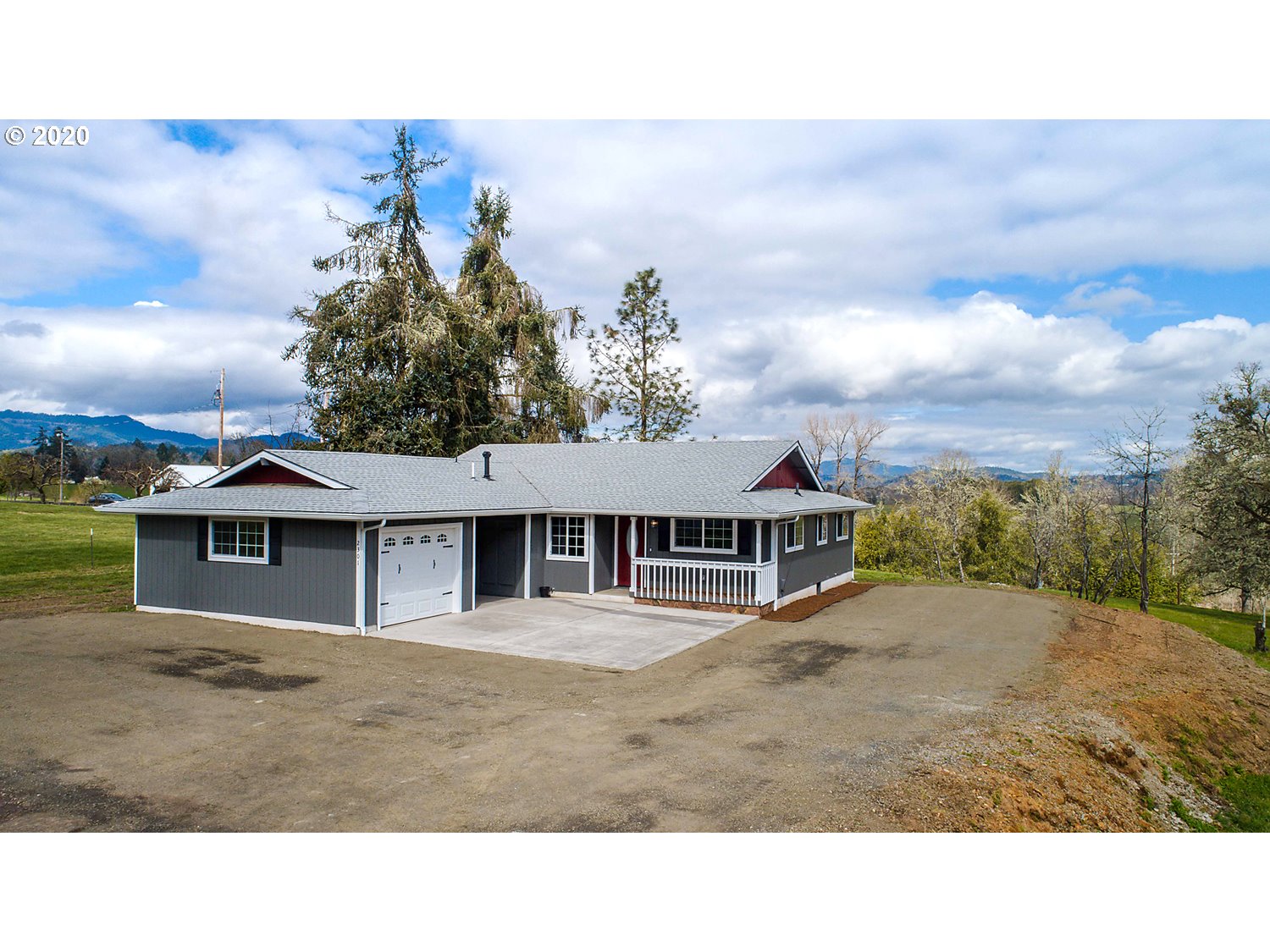 2301 Melrose Road Roseburg, OR 97471 - Photo 1 of 32 Gallery Image 1