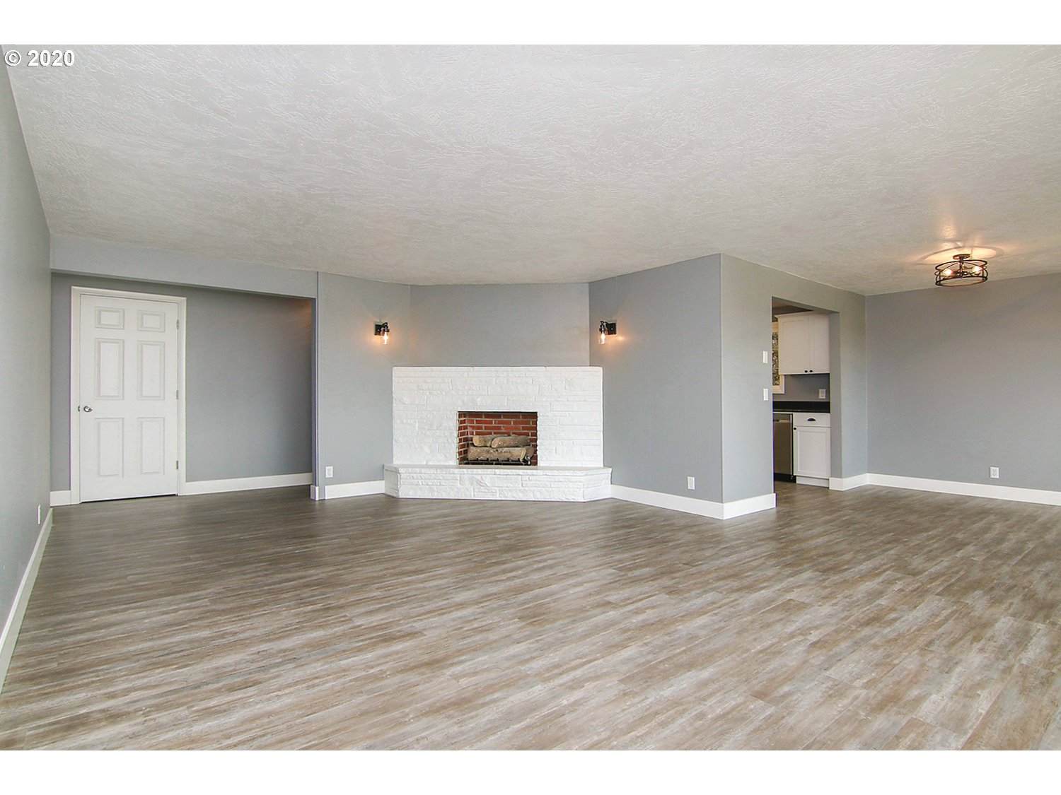 2301 Melrose Road Roseburg, OR 97471 - Photo 3 of 32 Gallery Image 3