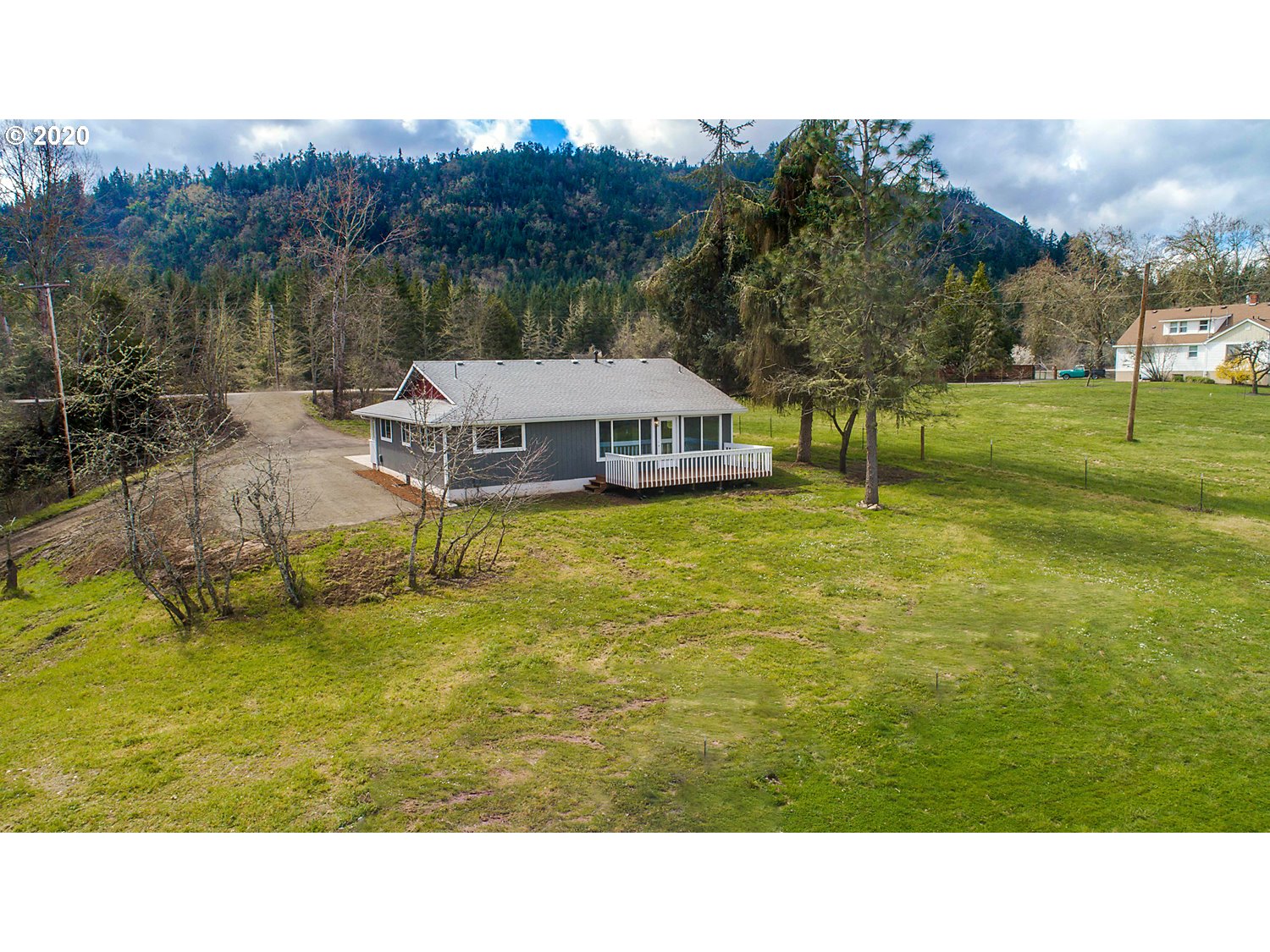 2301 Melrose Road Roseburg, OR 97471 - Photo 27 of 32 Gallery Image 27