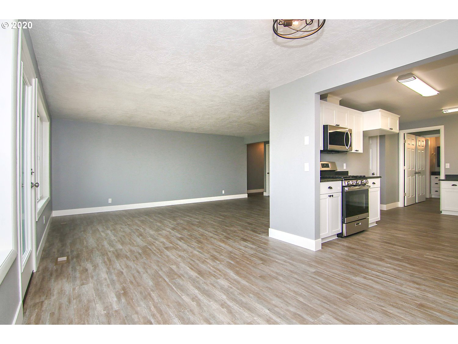 2301 Melrose Road Roseburg, OR 97471 - Photo 6 of 32 Gallery Image 6