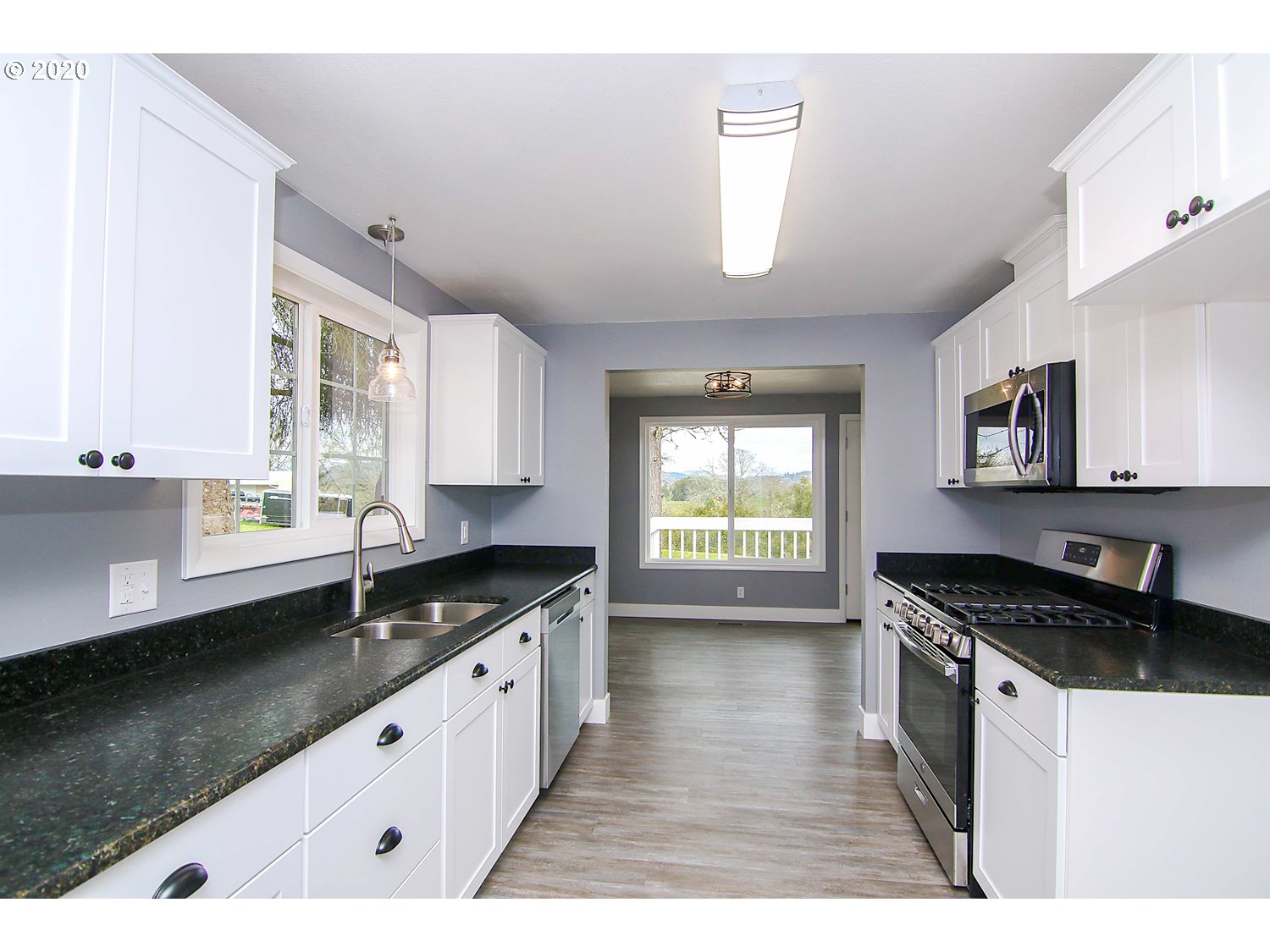 2301 Melrose Road Roseburg, OR 97471 - Photo 8 of 32 Gallery Image 8