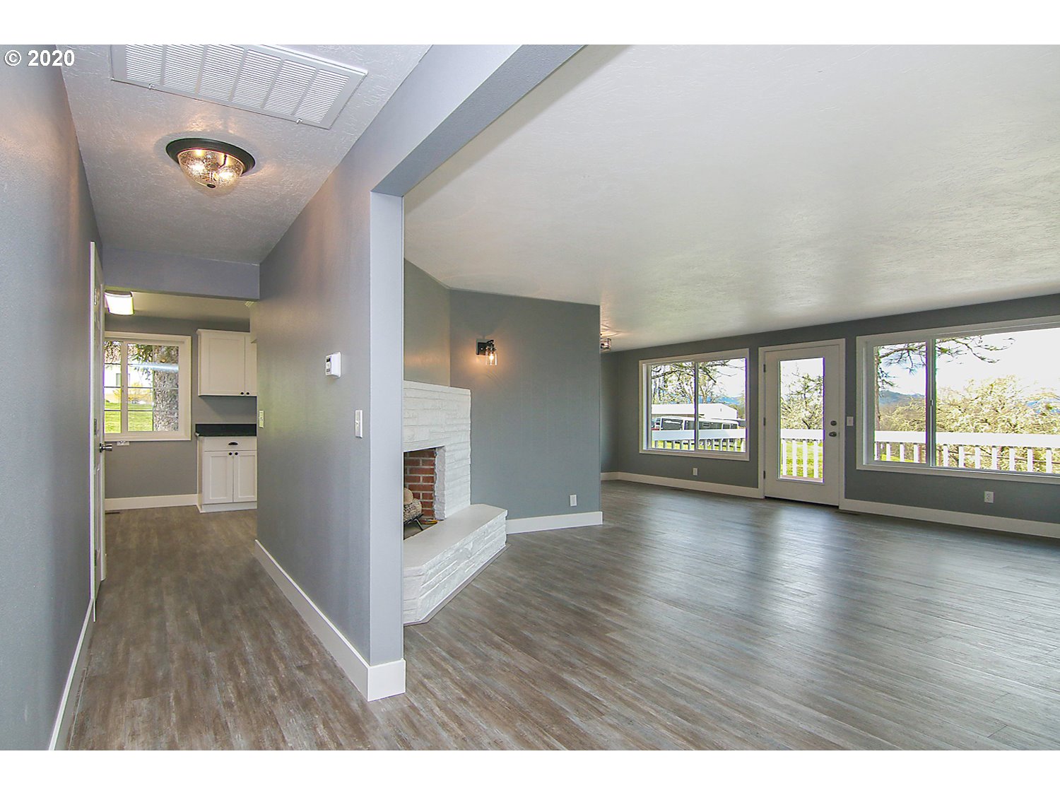 2301 Melrose Road Roseburg, OR 97471 - Photo 10 of 32 Gallery Image 10