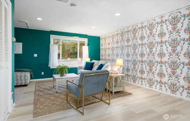 $680,000 | 2106 E Avenue, Anacortes, WA 98221