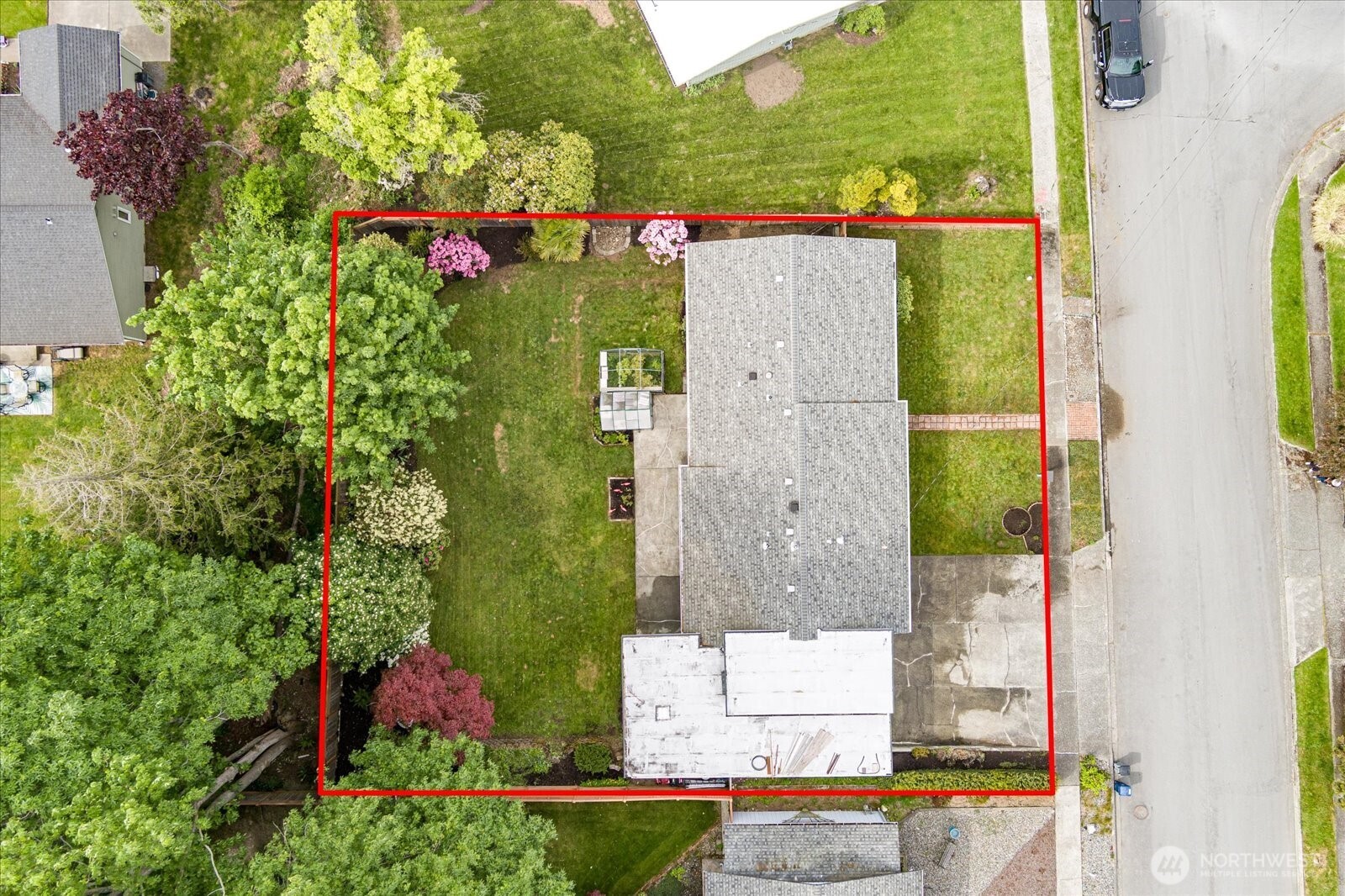 2106 E Avenue Anacortes, WA 98221 - Photo 4 of 31