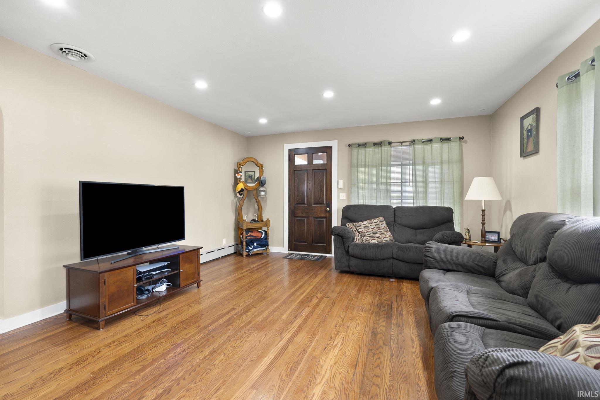 422 Fornax Street Decatur, IN 46733 - Photo 4 of 34