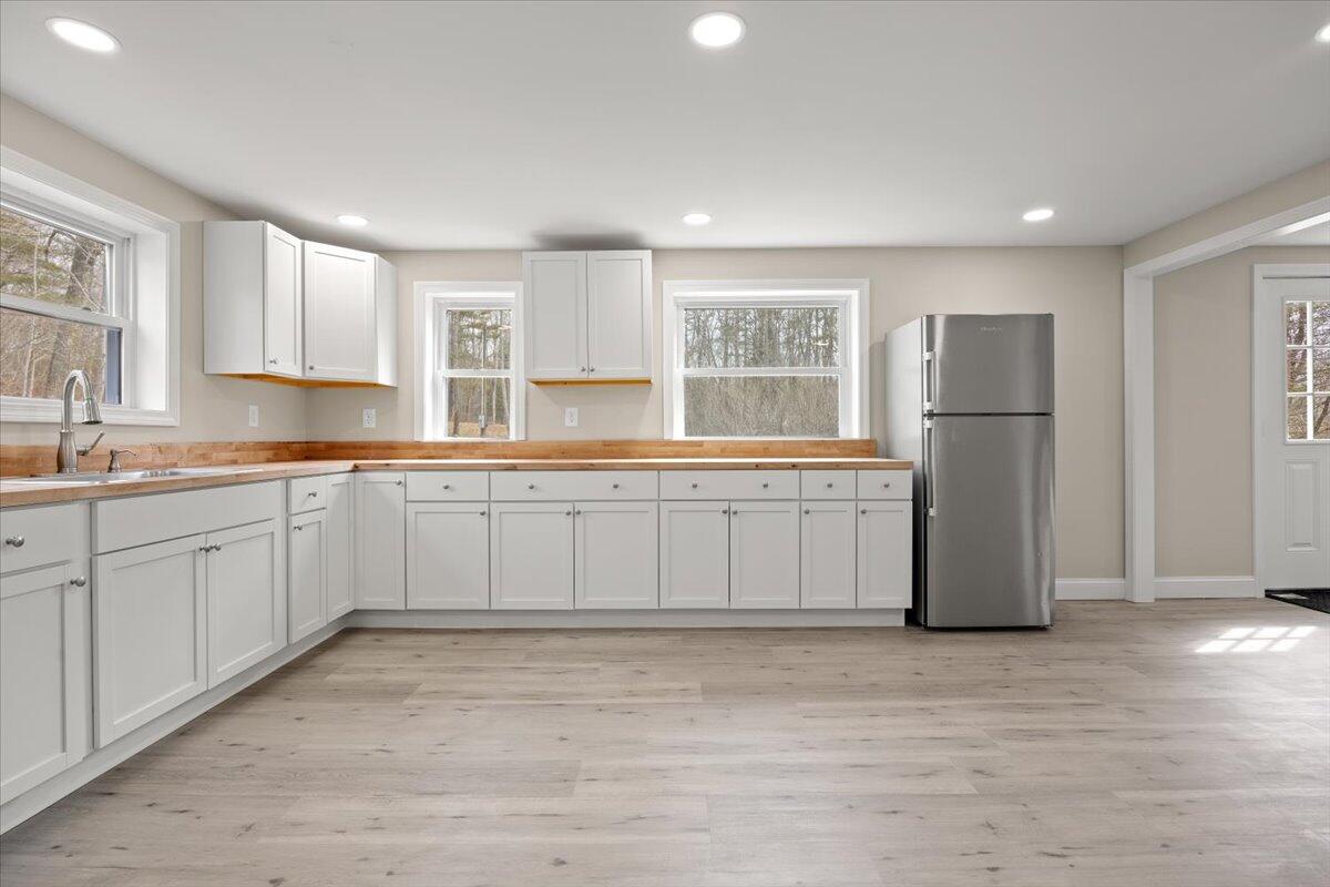 184 Jackson Road Waldoboro, ME 04572 - Photo 13 of 50 184 Jackson Road