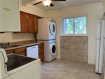 $105,000 | 6901 Veterans Memorial Boulevard, Unit 60, Metairie, LA 70003