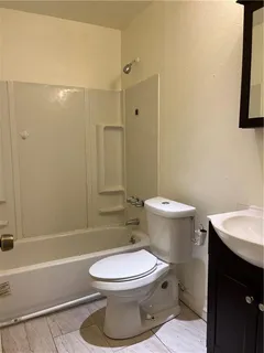 $105,000 | 6901 Veterans Memorial Boulevard, Unit 60, Metairie, LA 70003