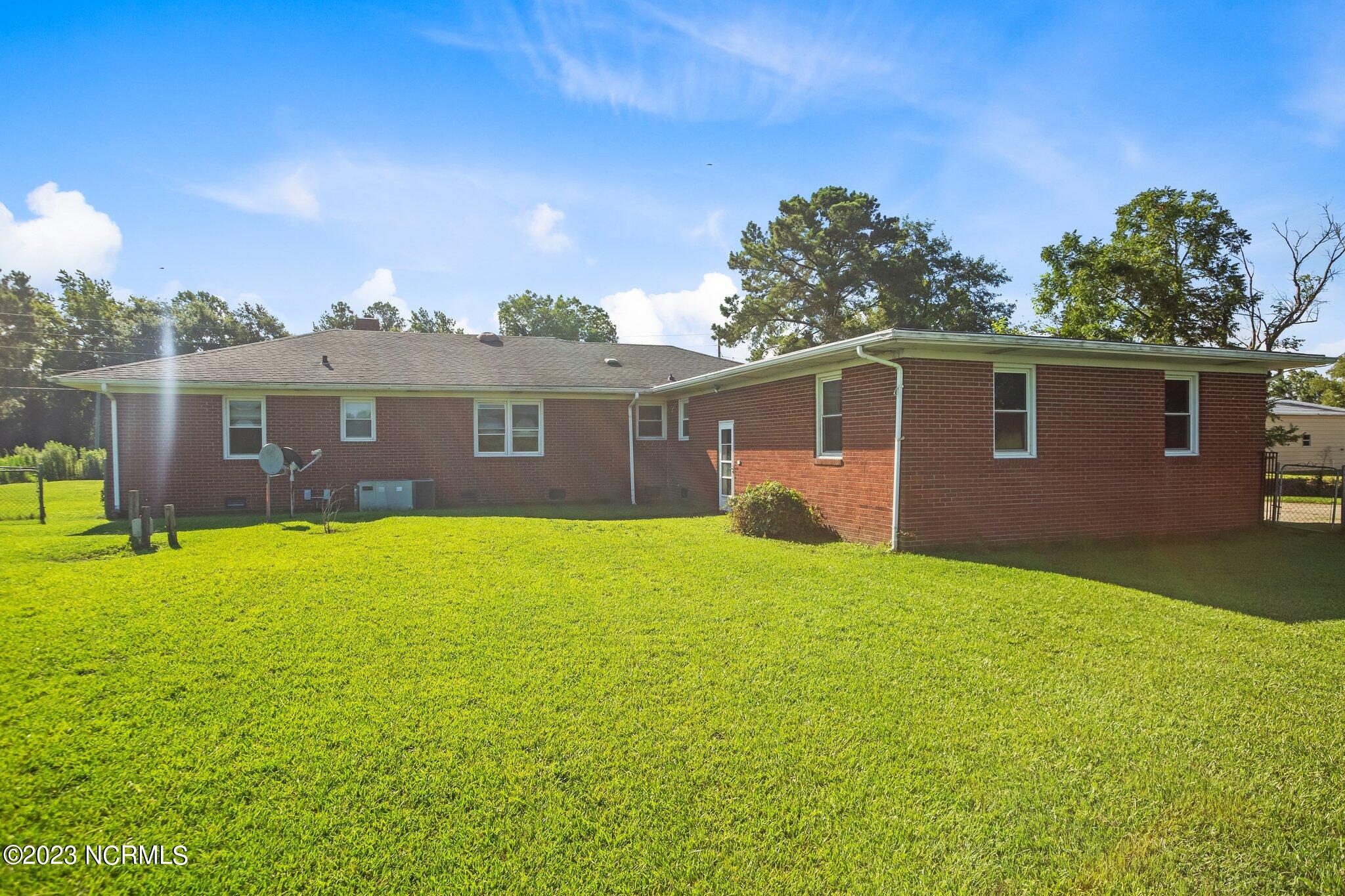 4422 Reedy Branch Road Winterville, NC 28590 - Photo 29 of 38 29-web-or-mls-_S0A0471