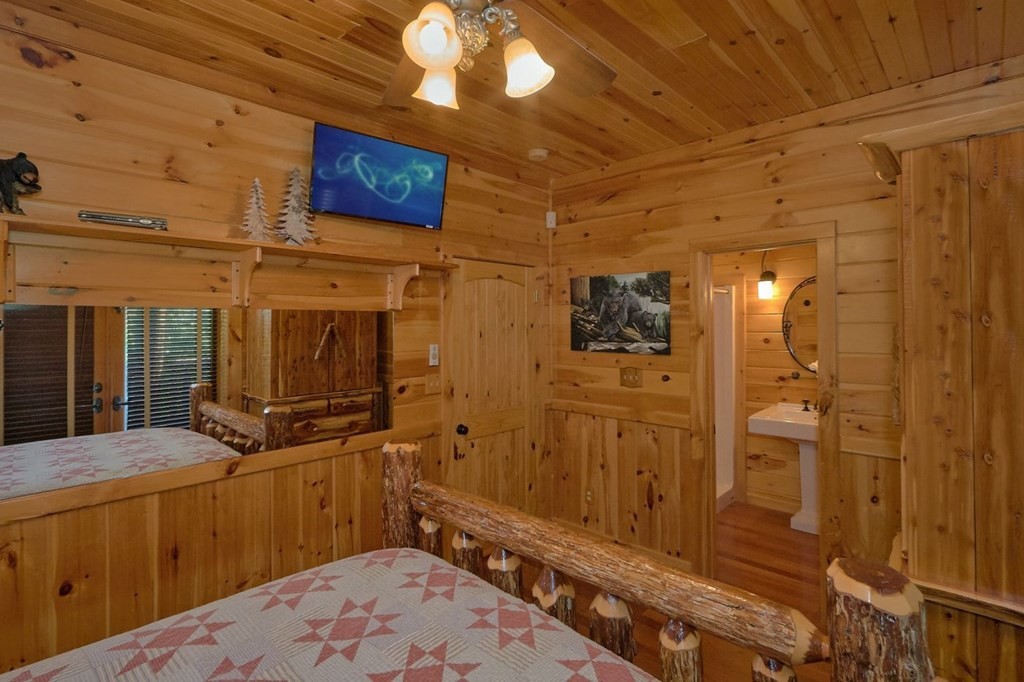 2450 Dove View Road Sevierville, TN 37862 - Photo 24 of 35 Gallery Image 24