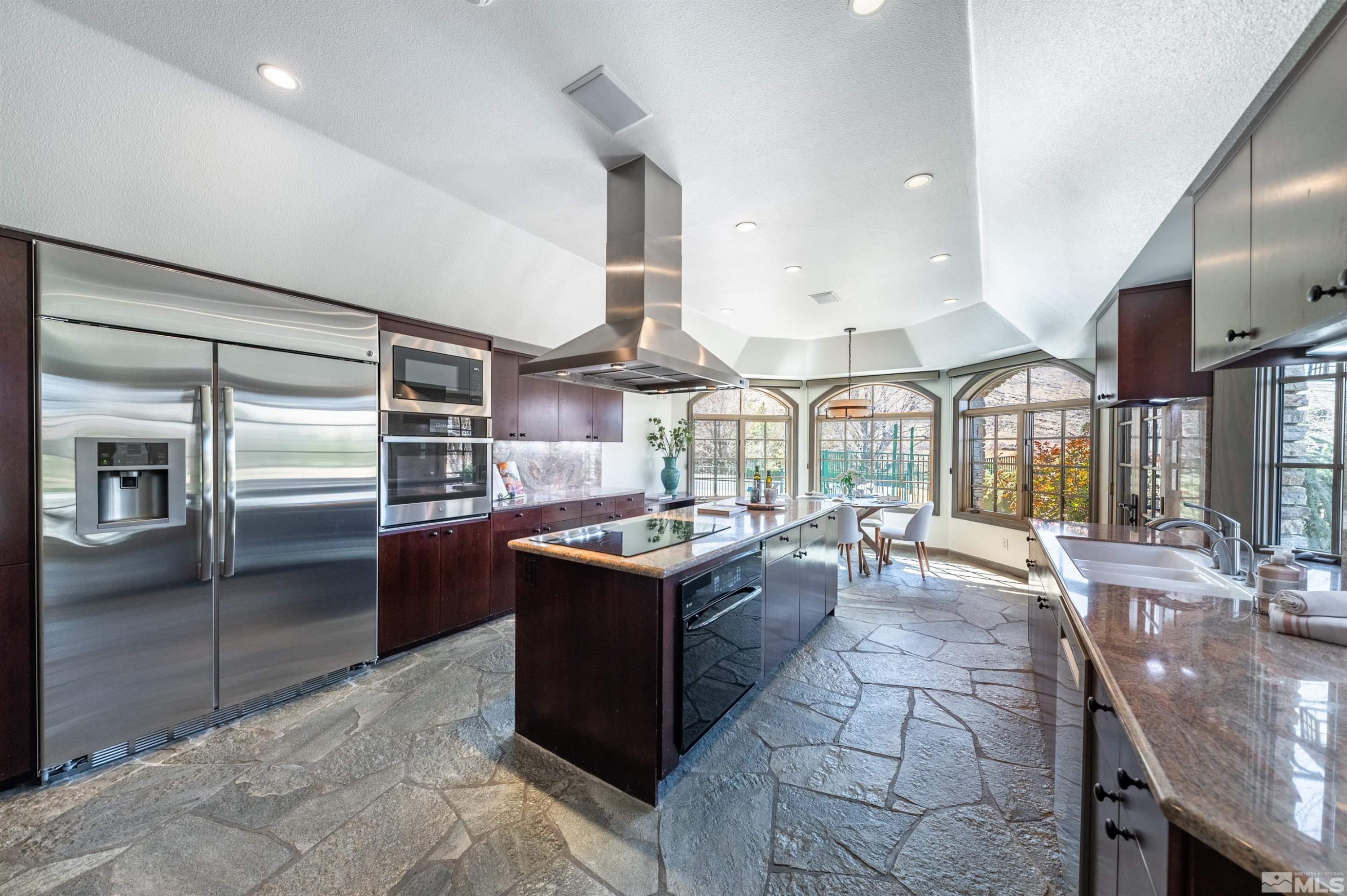 1185 Paddock Lane Reno, NV 89521 - Photo 17 of 36 Photo 17