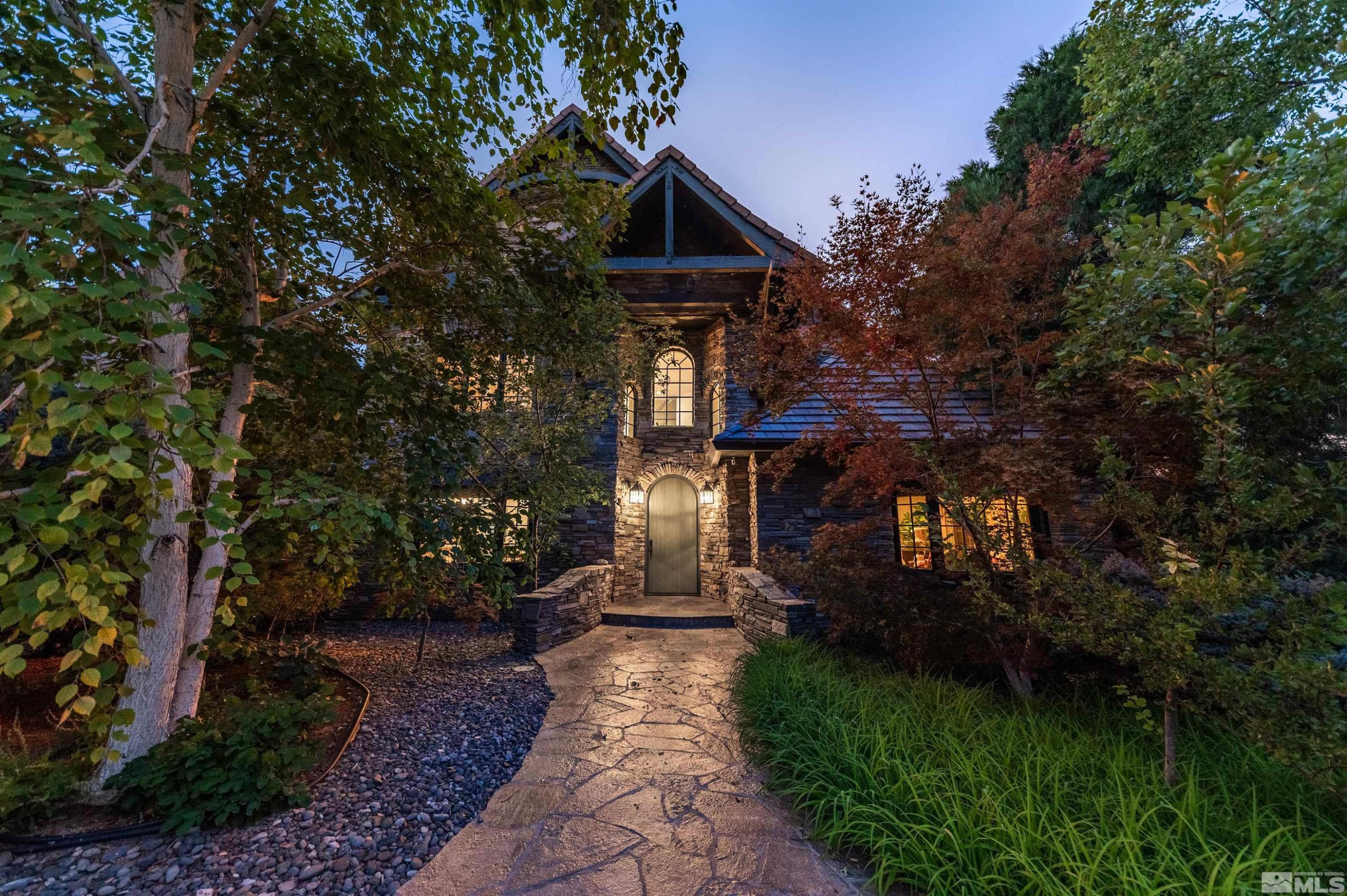 1185 Paddock Lane Reno, NV 89521 - Photo 3 of 36 Photo 3