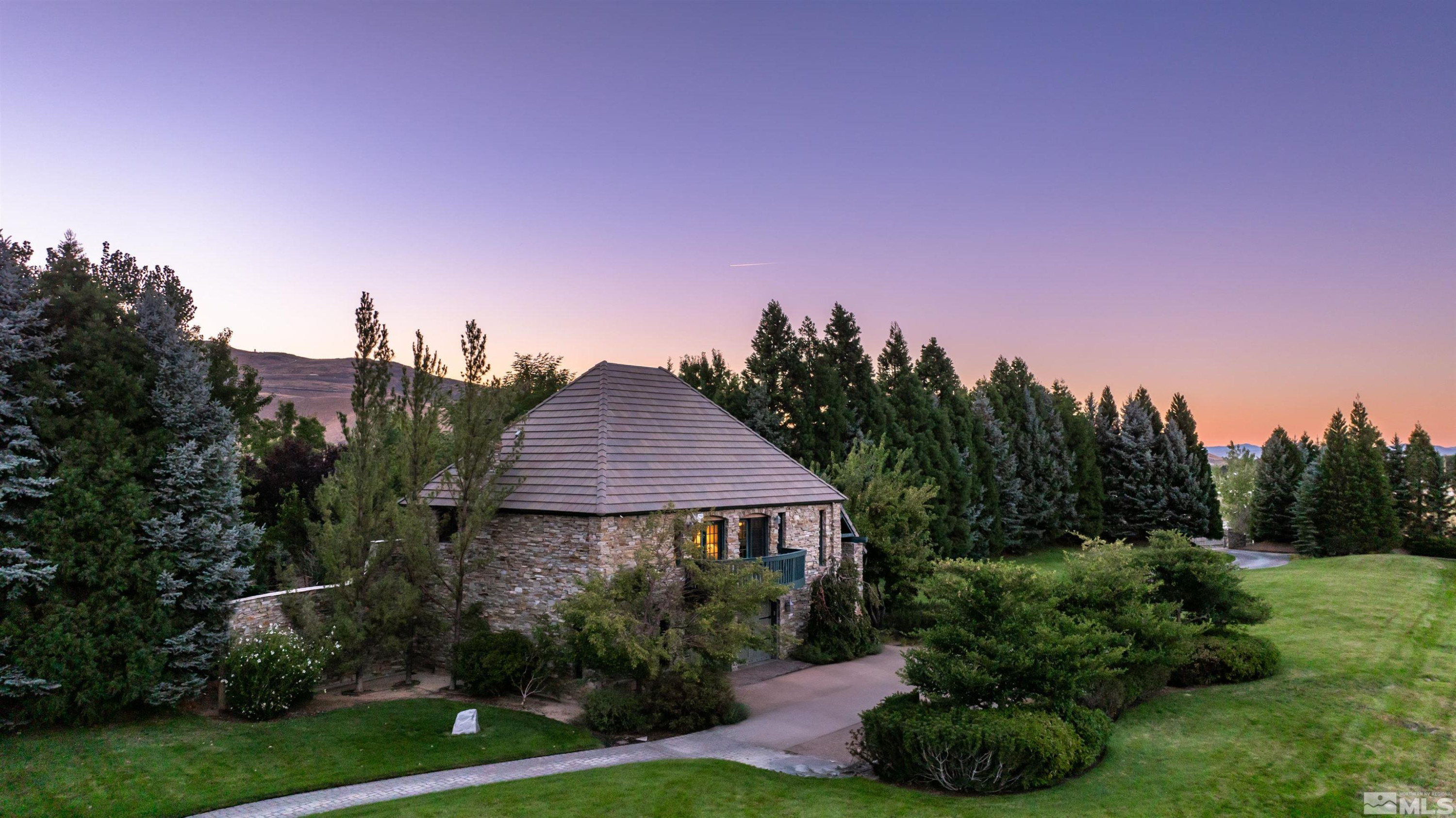 1185 Paddock Lane Reno, NV 89521 - Photo 8 of 36 Photo 8