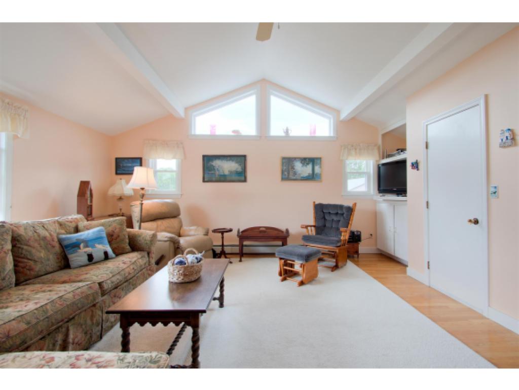 32 Walnut Avenue Hampton, NH 03842 - Photo 8 of 20 Gallery Image 8