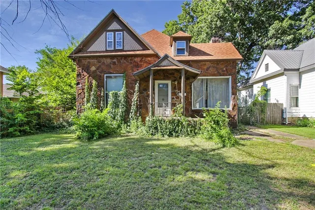 $55,000 | 1621 Appleton Street, Parsons, KS 67357