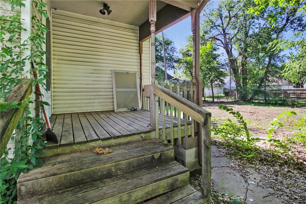 1621 Appleton Street Parsons, KS 67357 - Photo 21 of 23