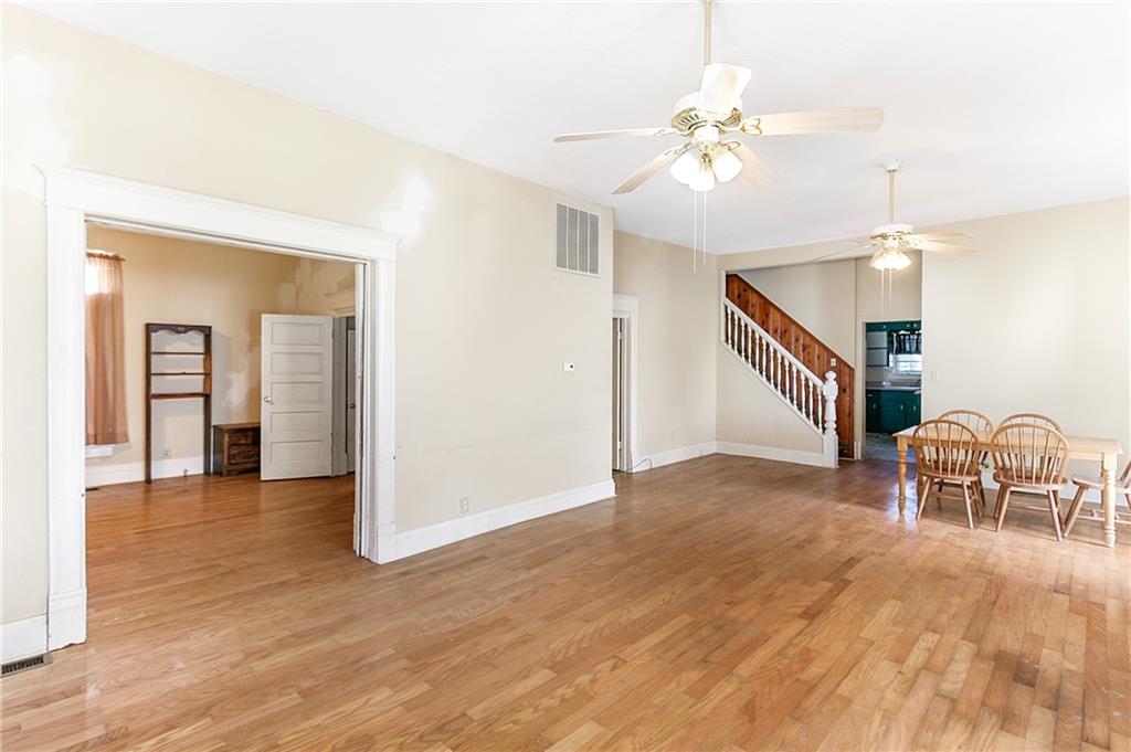 1621 Appleton Street Parsons, KS 67357 - Photo 9 of 23