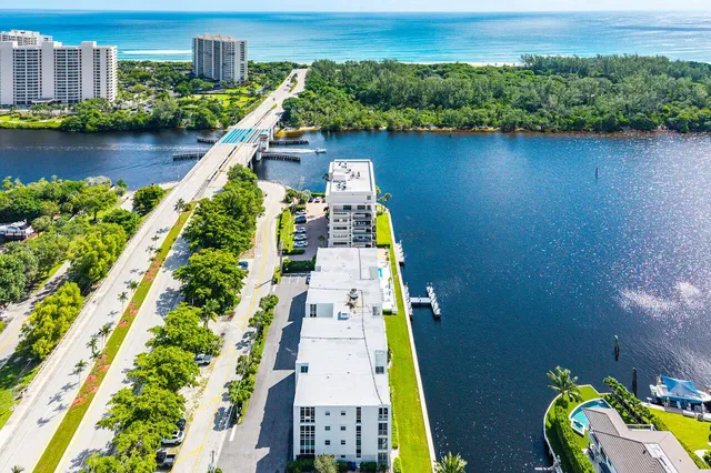 $2,500,000 | 900 Northeast Spanish River Boulevard, Unit 7E, Boca Raton, FL 33431