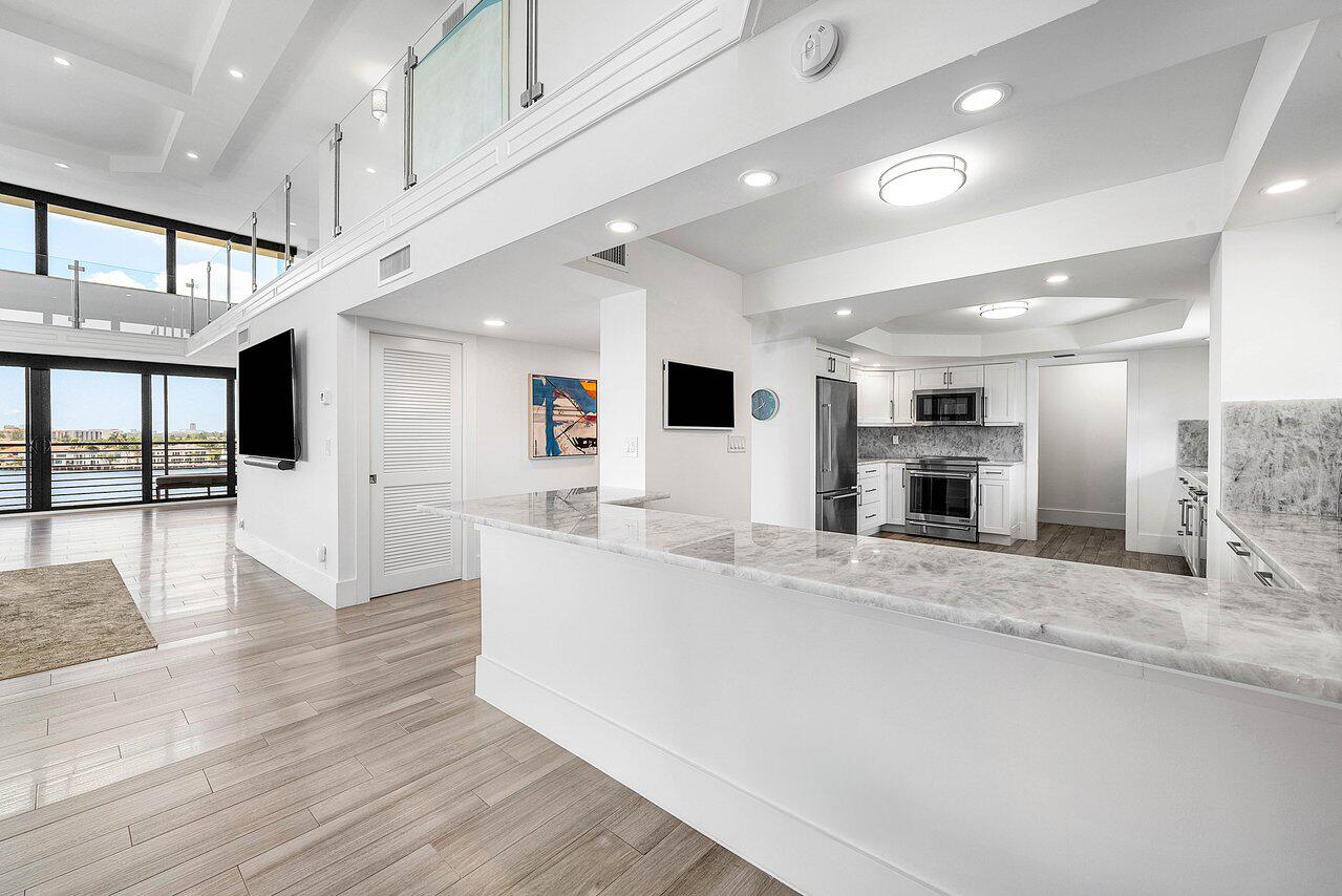 900 Northeast Spanish River Boulevard, Unit 7E Boca Raton, FL 33431 - Photo 8 of 71 006-900NortheastSpanishRiver