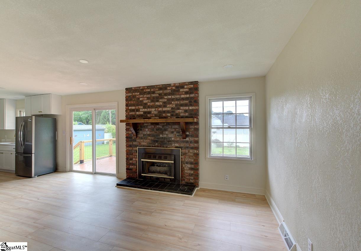 1195 Holly Springs Road Lyman, SC 29365 - Photo 18 of 44
