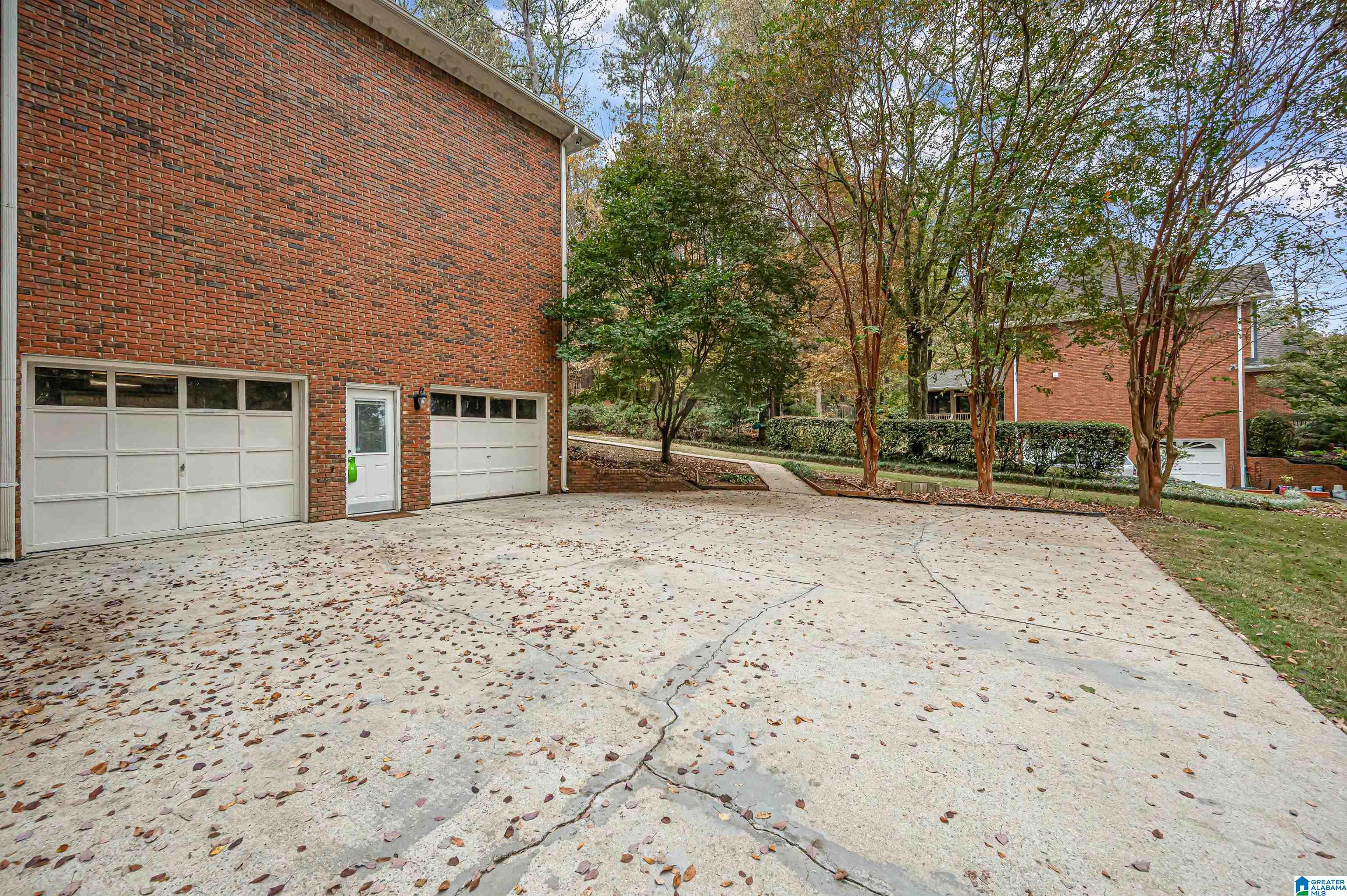 5164 Valleybrook Circle Birmingham, AL 35244 - Photo 46 of 52