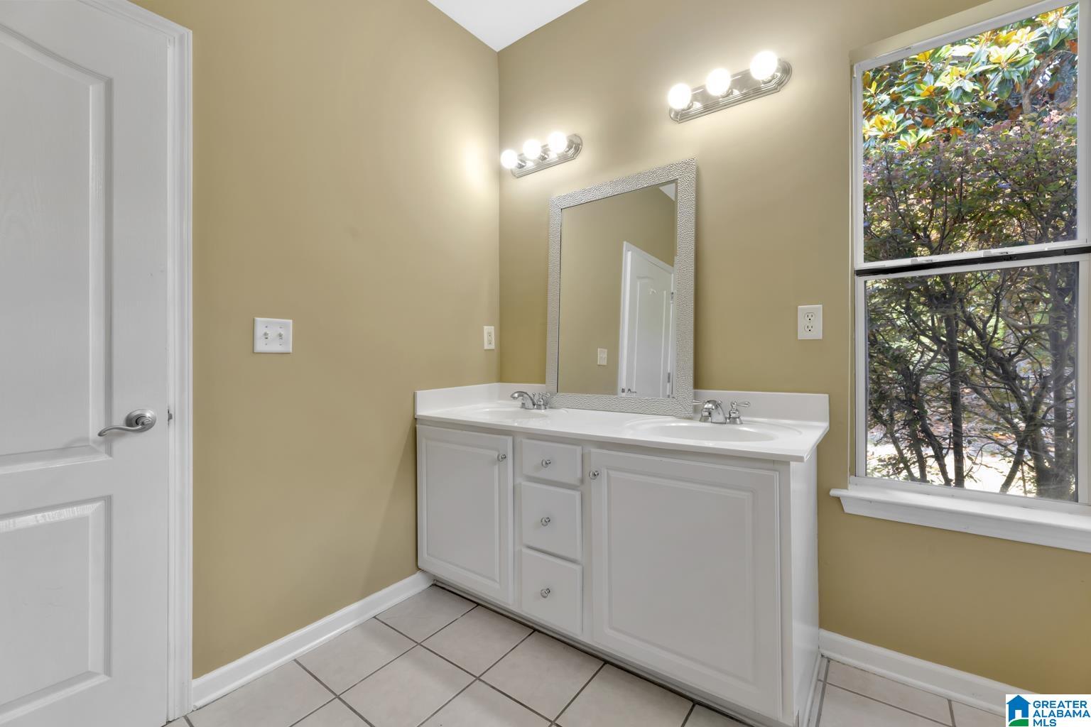 246 High Ridge Drive Pelham, AL 35124 - Photo 13 of 21