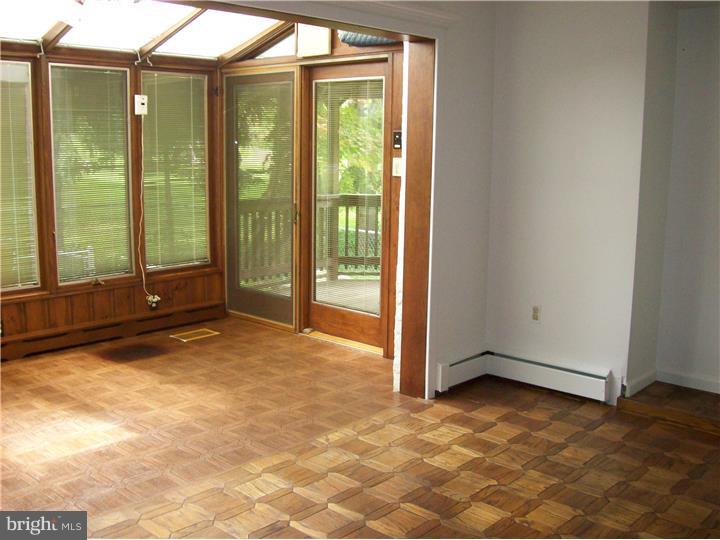 605 Pinney Road Huntingdon Valley, PA 19006 - Photo 6 of 24 Dining Room